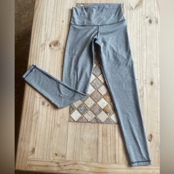 DYI-NWOT Define Your Inspiration Take Back Control Leggings in Heather Grey - Picture 4 of 7